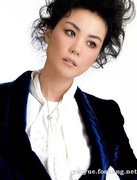 王菲